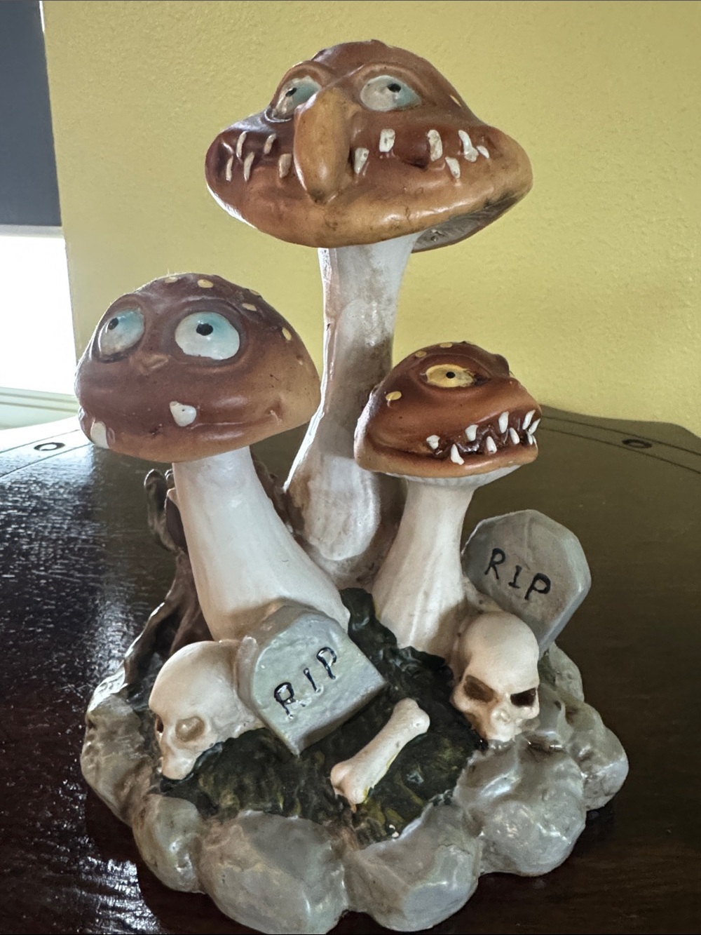 Spooky Mushroom Graveyard Figurine - Brown/White Home Art